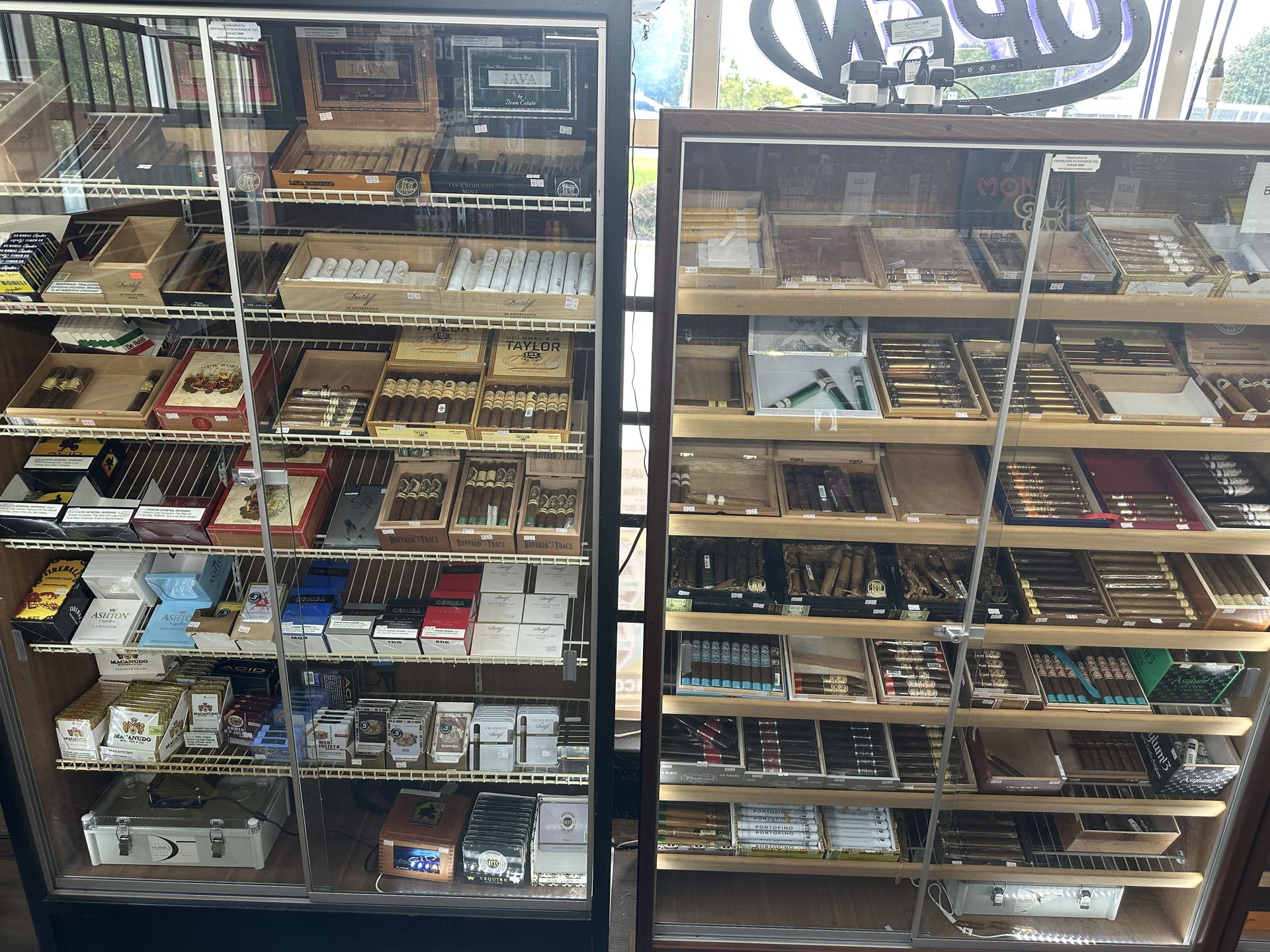 Exton Smoke Shop gallery photo